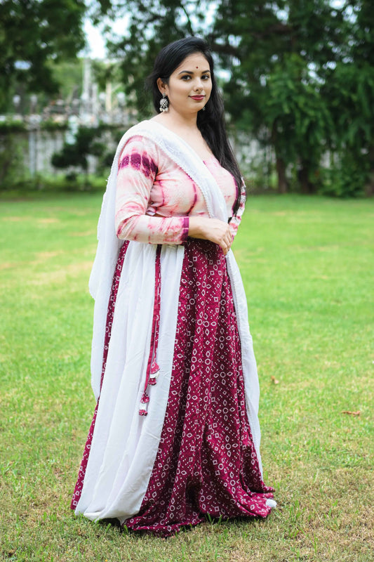 White Magenta Lehenga Choli with Dupatta in Cotton - EcomEdge